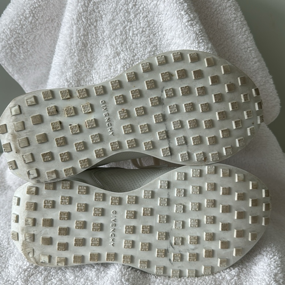 Givenchy Runner Sneaker - image 5